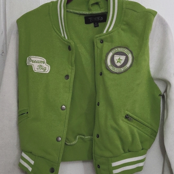 Green Jacket - Picture 1 of 4